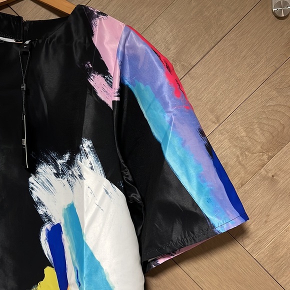 Mini Dress, black with abstract print. SZ L new with tags! - Picture 5 of 7